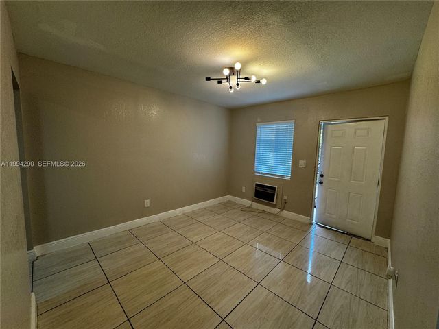 1940 Washington Ave 12, Opa-locka, FL 33054