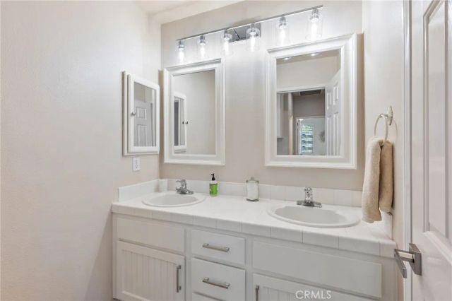 35 Dawnwood, Ladera Ranch, CA 92694