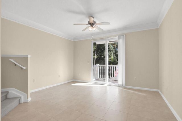 255 Murcia Drive 202, Jupiter, FL 33458
