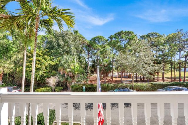 255 Murcia Drive 202, Jupiter, FL 33458