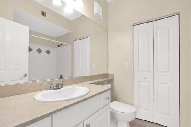 255 Murcia Drive 202, Jupiter, FL 33458