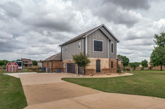 13840 Megan Drive, Justin, TX 76247