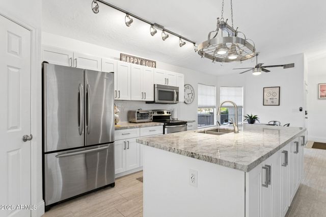 6025 E Beck Lane, Scottsdale, AZ 85254