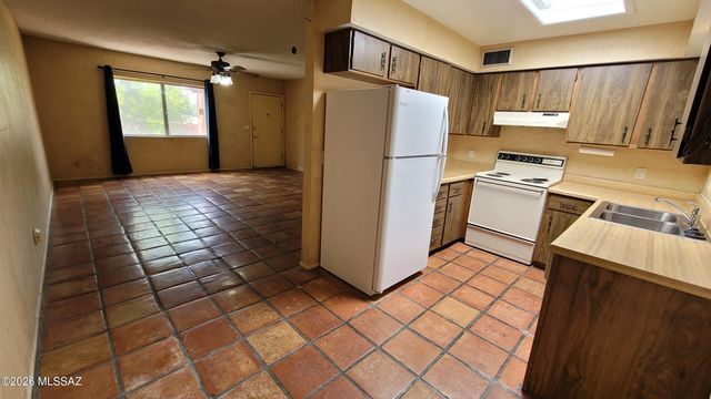 1770 S Avenida Prado, Tucson, AZ 85710