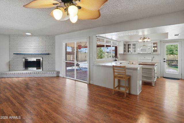 450 E CASCADA Road, Litchfield Park, AZ 85340