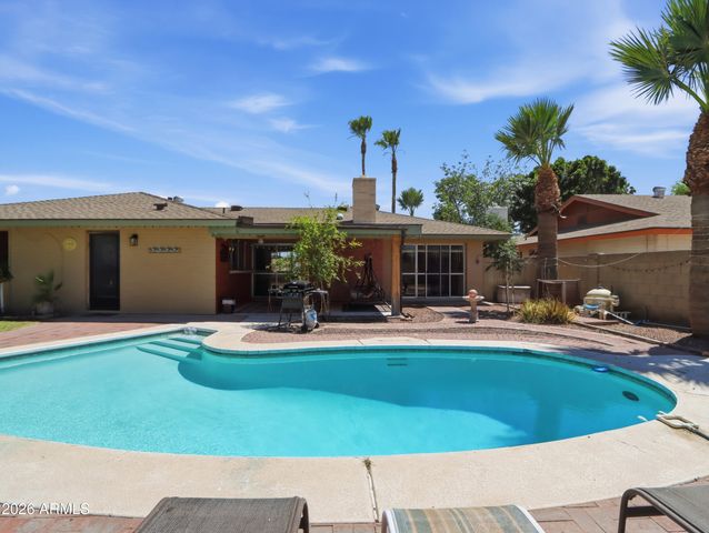450 E CASCADA Road, Litchfield Park, AZ 85340