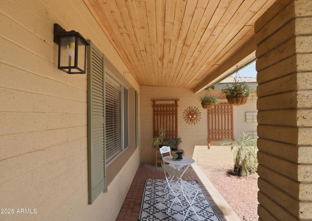 450 E CASCADA Road, Litchfield Park, AZ 85340