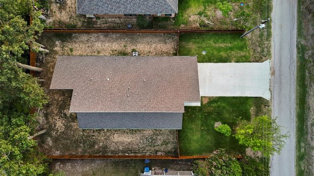 613 Tupuna Drive, Tool, TX 75143