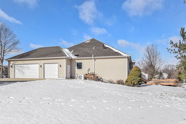 1963 Pheasant Ridge Drive, Warsaw, IN 46580