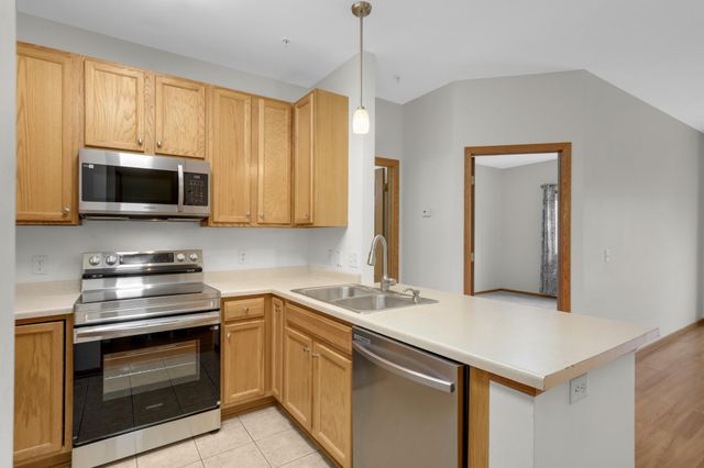 6603 Olive Lane N, Maple Grove, MN 55311