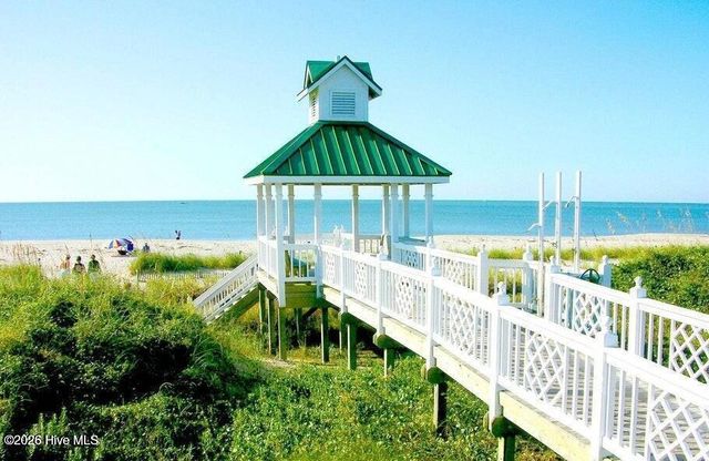 2537 St James Drive SE 1108, Oak Island, NC 28461