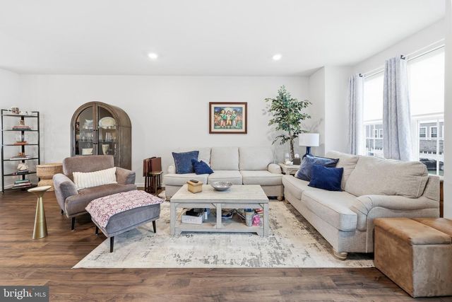 433 MONTE FARM RD, Mount Laurel, NJ 08054