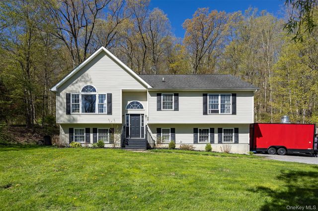 50 Horseshoe Road, Millbrook, NY 12545