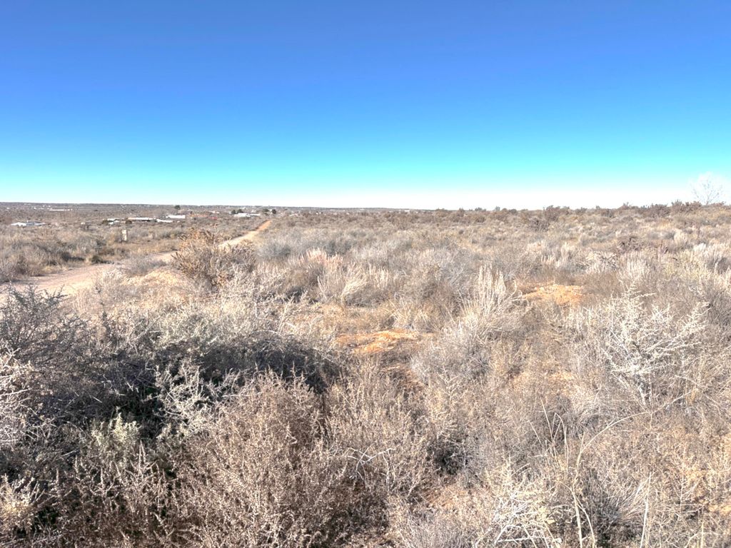 201 10th Avenue NW, Rio Rancho, NM 87144