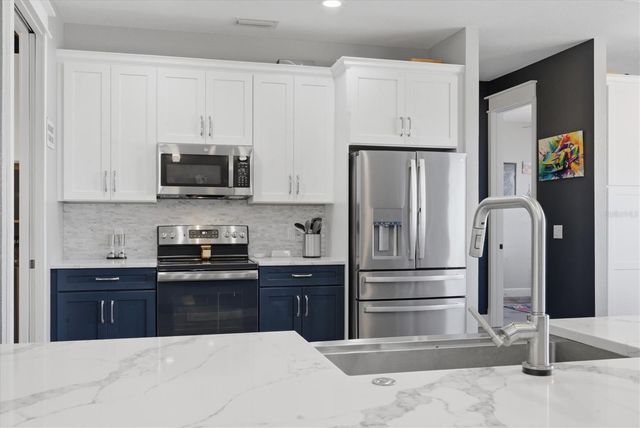 20 BRIG CIRCLE E, Placida, FL 33946