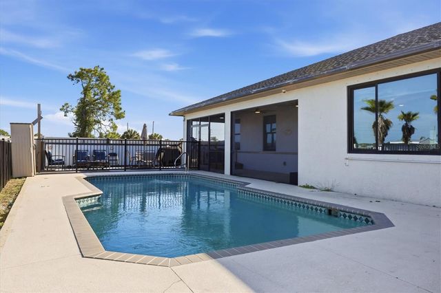 20 BRIG CIRCLE E, Placida, FL 33946