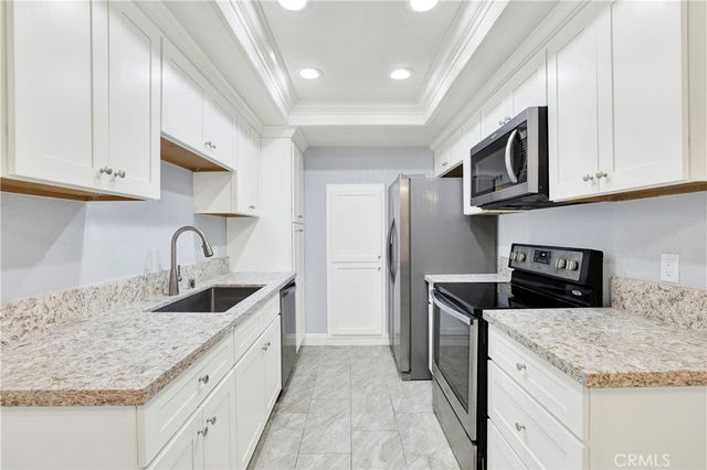 20702 El Toro 283, Lake Forest, CA 92630