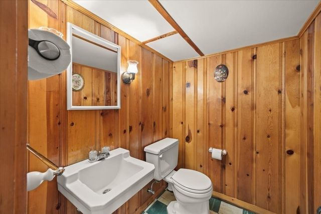 123 Taylor Avenue, Dedham, MA 02026