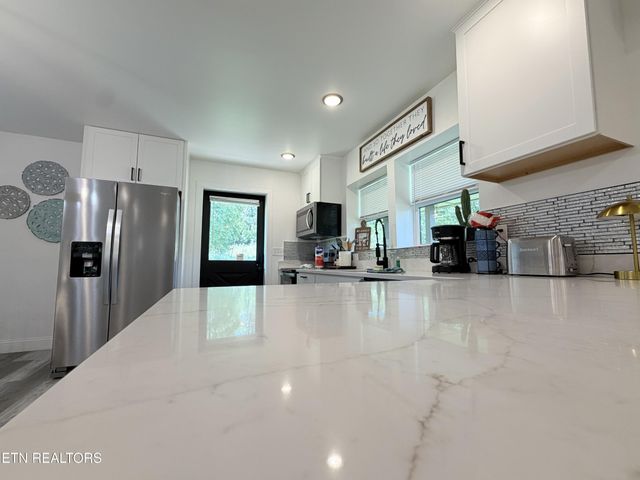 630 Allensville Rd, Sevierville, TN 37876