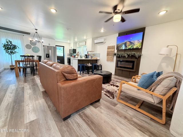 630 Allensville Rd, Sevierville, TN 37876