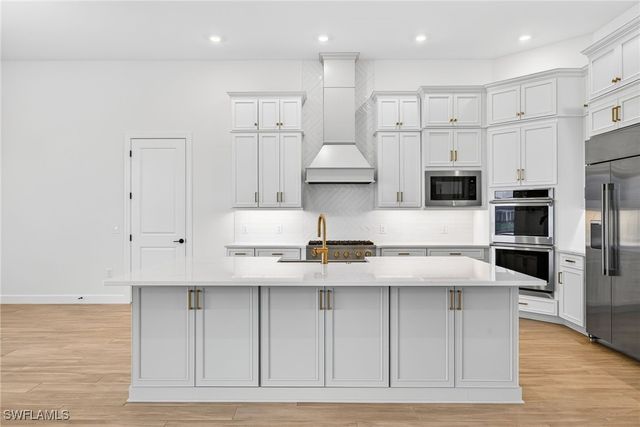 15486 Turin DR, Naples, FL 34114