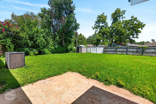 2423 Belmont Boulevard, Bossier City, LA 71111