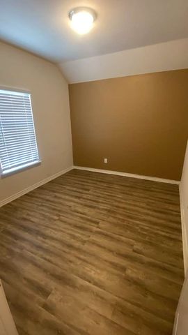 128 Morgan Drive, Red Oak, TX 75154