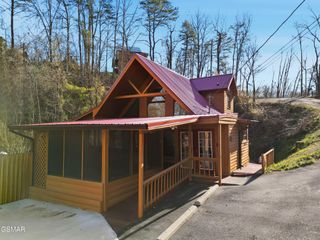 727 Sunrise Boulevard, Sevierville, TN 37862