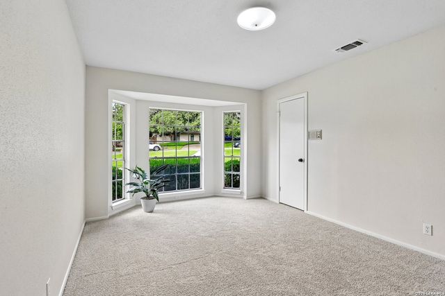 211 CHATTINGTON CT, Castle Hills, TX 78213
