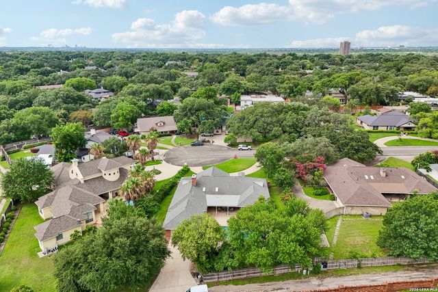 211 CHATTINGTON CT, Castle Hills, TX 78213