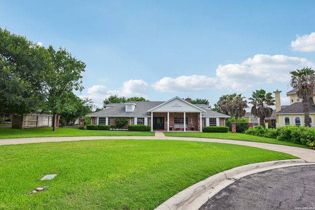 211 CHATTINGTON CT, Castle Hills, TX 78213