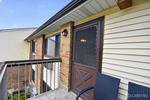 1008 Cricket Lane, Woodbridge Proper, NJ 07095