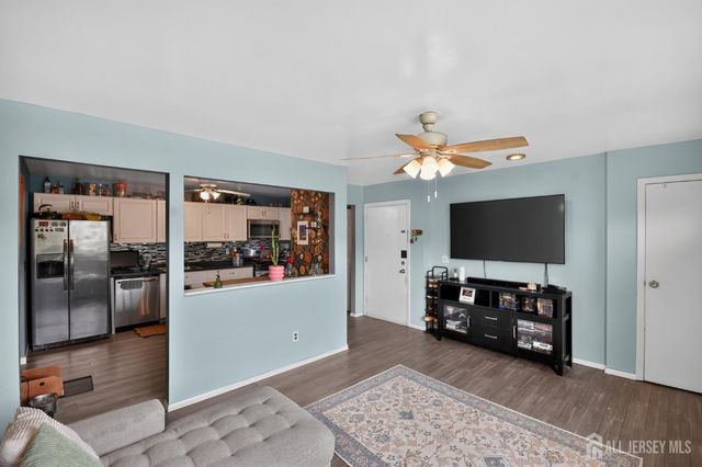 1008 Cricket Lane, Woodbridge Proper, NJ 07095