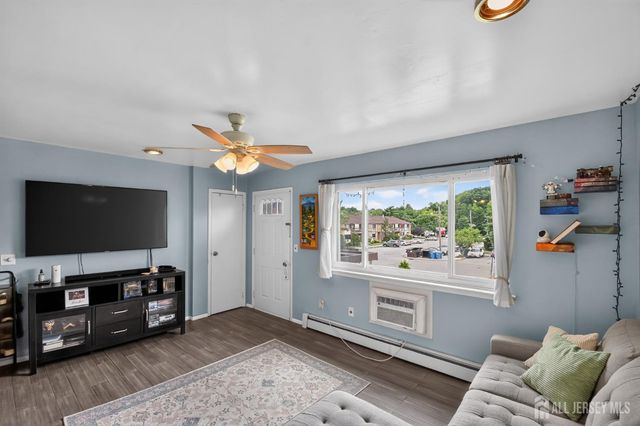 1008 Cricket Lane, Woodbridge Proper, NJ 07095