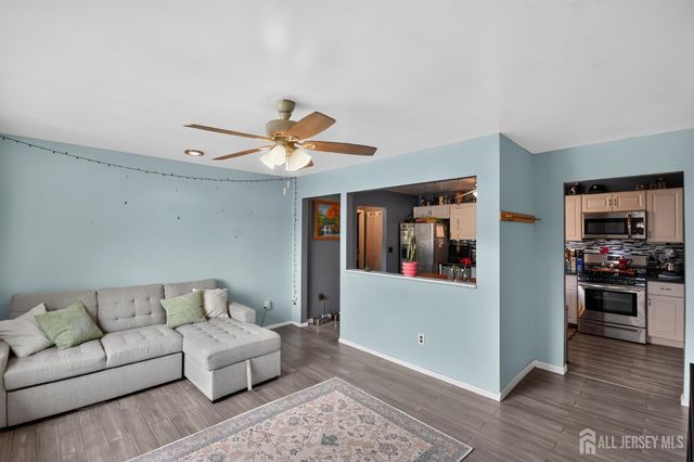 1008 Cricket Lane, Woodbridge Proper, NJ 07095