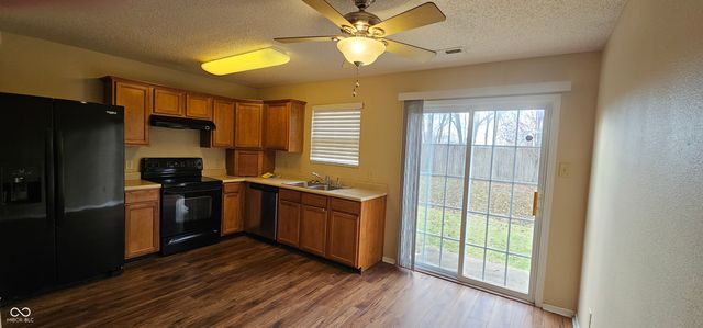 1716 Feather Reed Lane, Greenwood, IN 46143