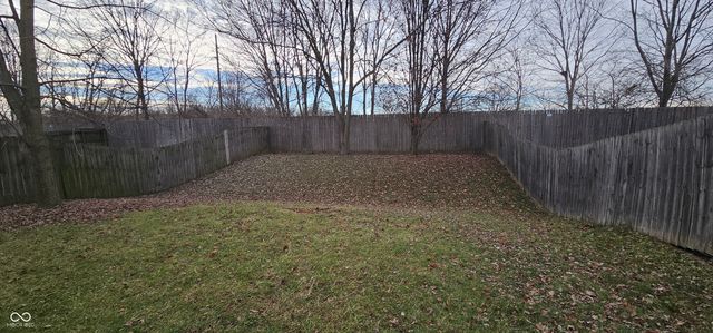 1716 Feather Reed Lane, Greenwood, IN 46143