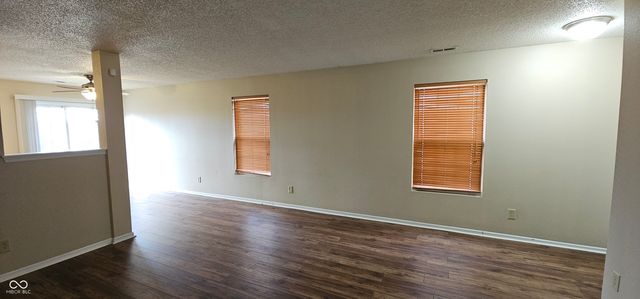 1716 Feather Reed Lane, Greenwood, IN 46143