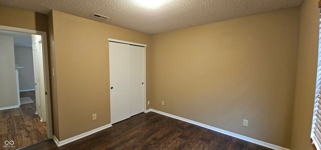 1716 Feather Reed Lane, Greenwood, IN 46143