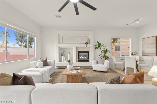 730 Descartes Avenue, Henderson, NV 89002