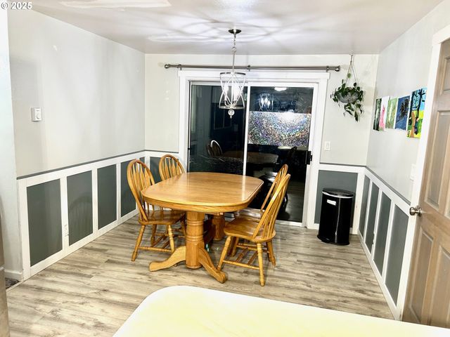 1745 T St, Springfield, OR 97477