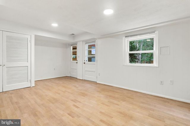 3418 BLAIR RD, Falls Church, VA 22041