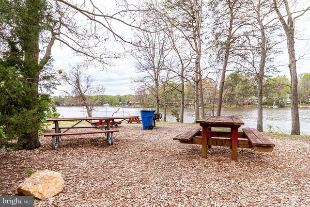 3418 BLAIR RD, Falls Church, VA 22041