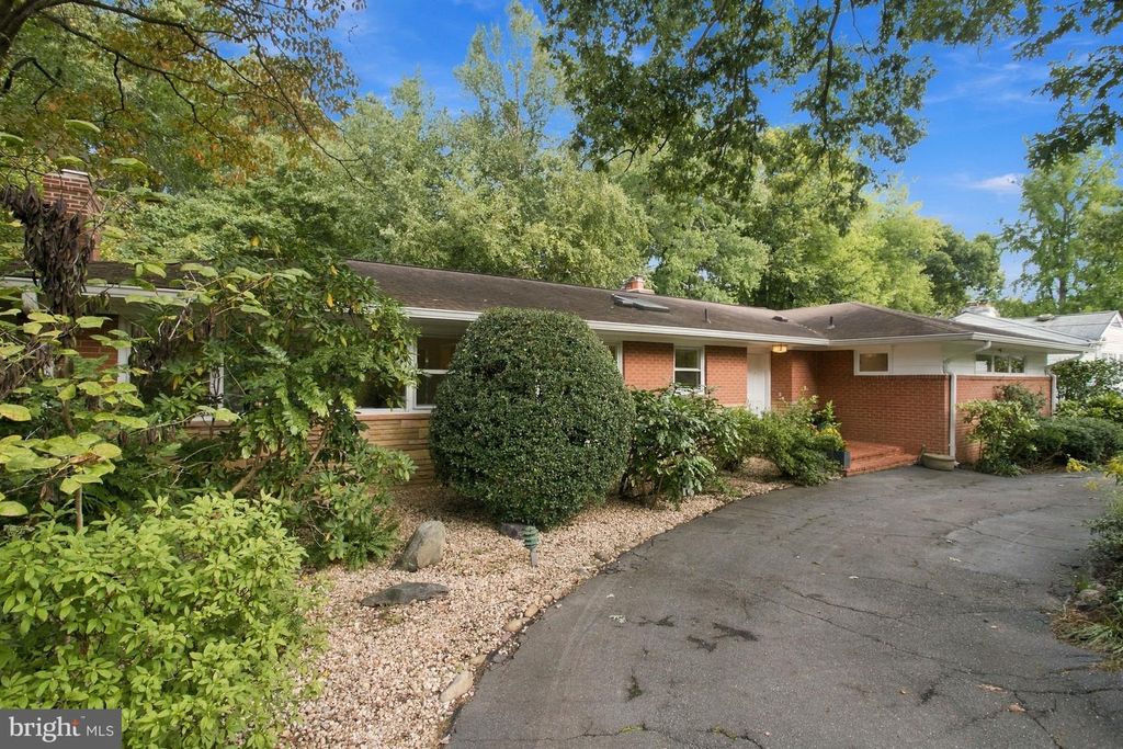 3418 BLAIR RD, Falls Church, VA 22041