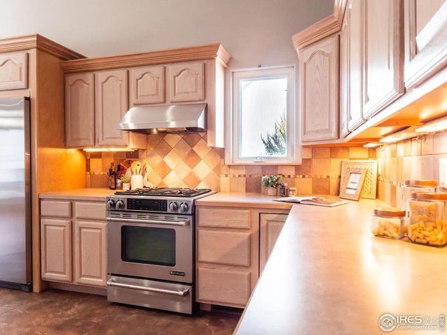 1670 Stove Prairie Cir, Loveland, CO 80538