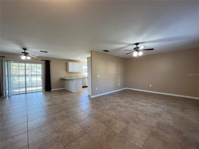 197 HIDDEN LAKE DRIVE, Brandon, FL 33511