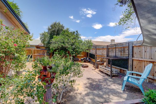 2015 W Brittain Drive, Tucson, AZ 85705