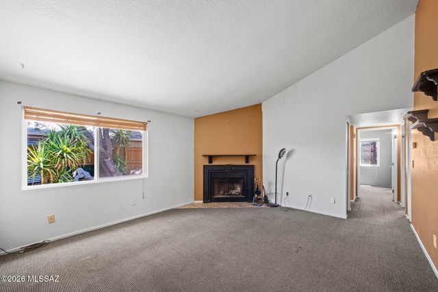 2015 W Brittain Drive, Tucson, AZ 85705