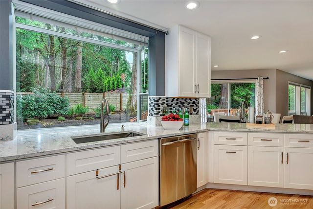 19125 NE 51st Street, Sammamish, WA 98074