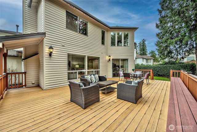 19125 NE 51st Street, Sammamish, WA 98074